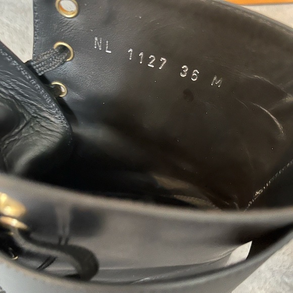 Louis Vuitton boots. Size 36. Black with gold hardware. - Picture 9 of 13